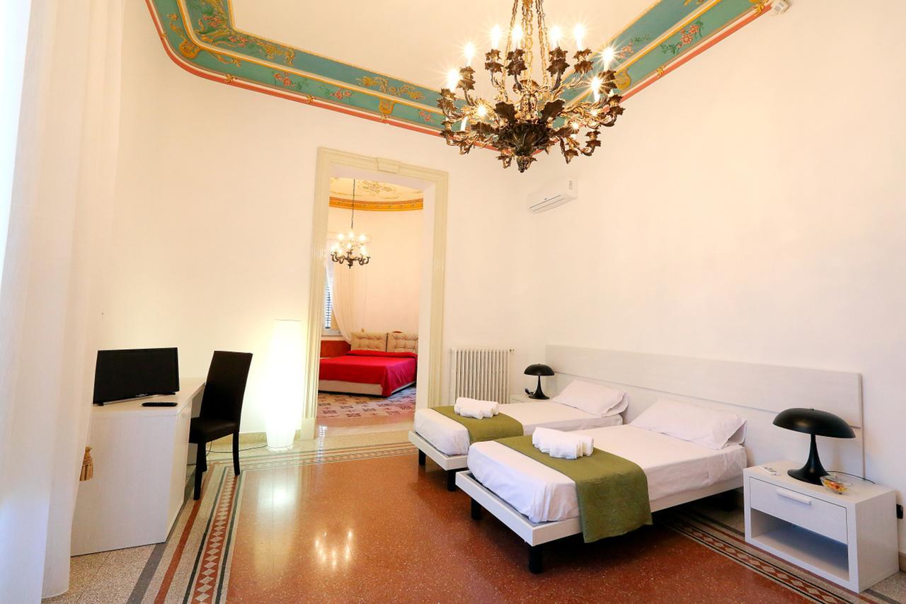 مبيت وإفطار باليرمو Palazzo Napolitano المظهر الخارجي الصورة